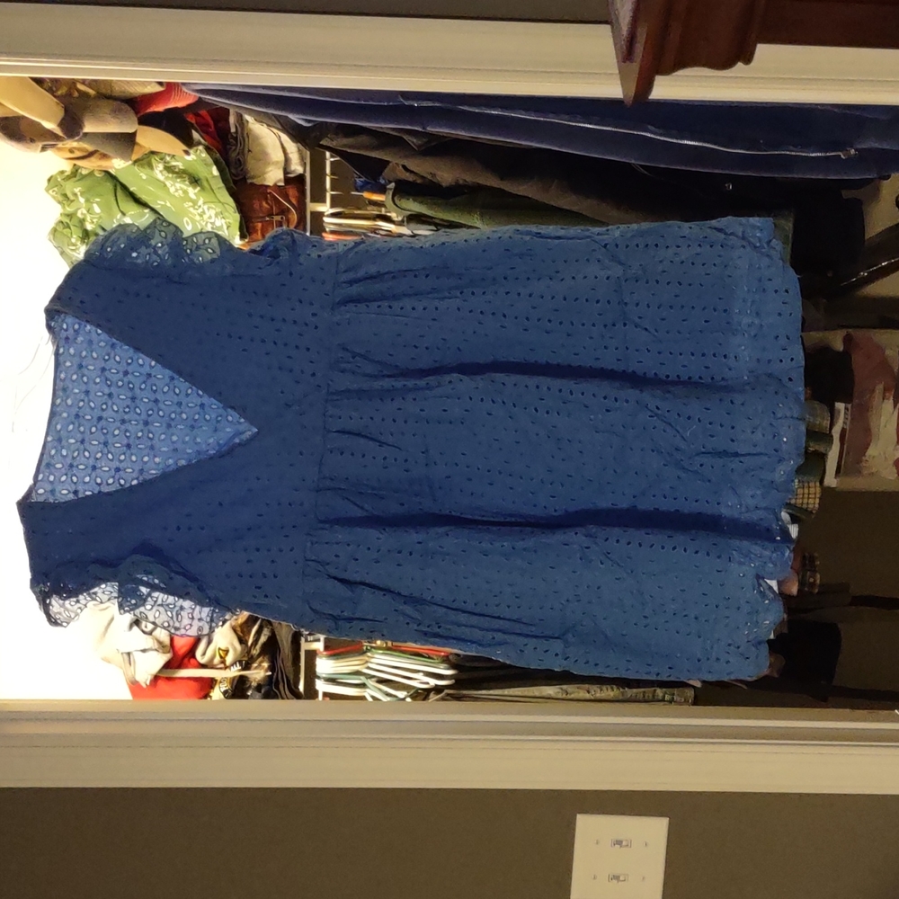 Blue short dress